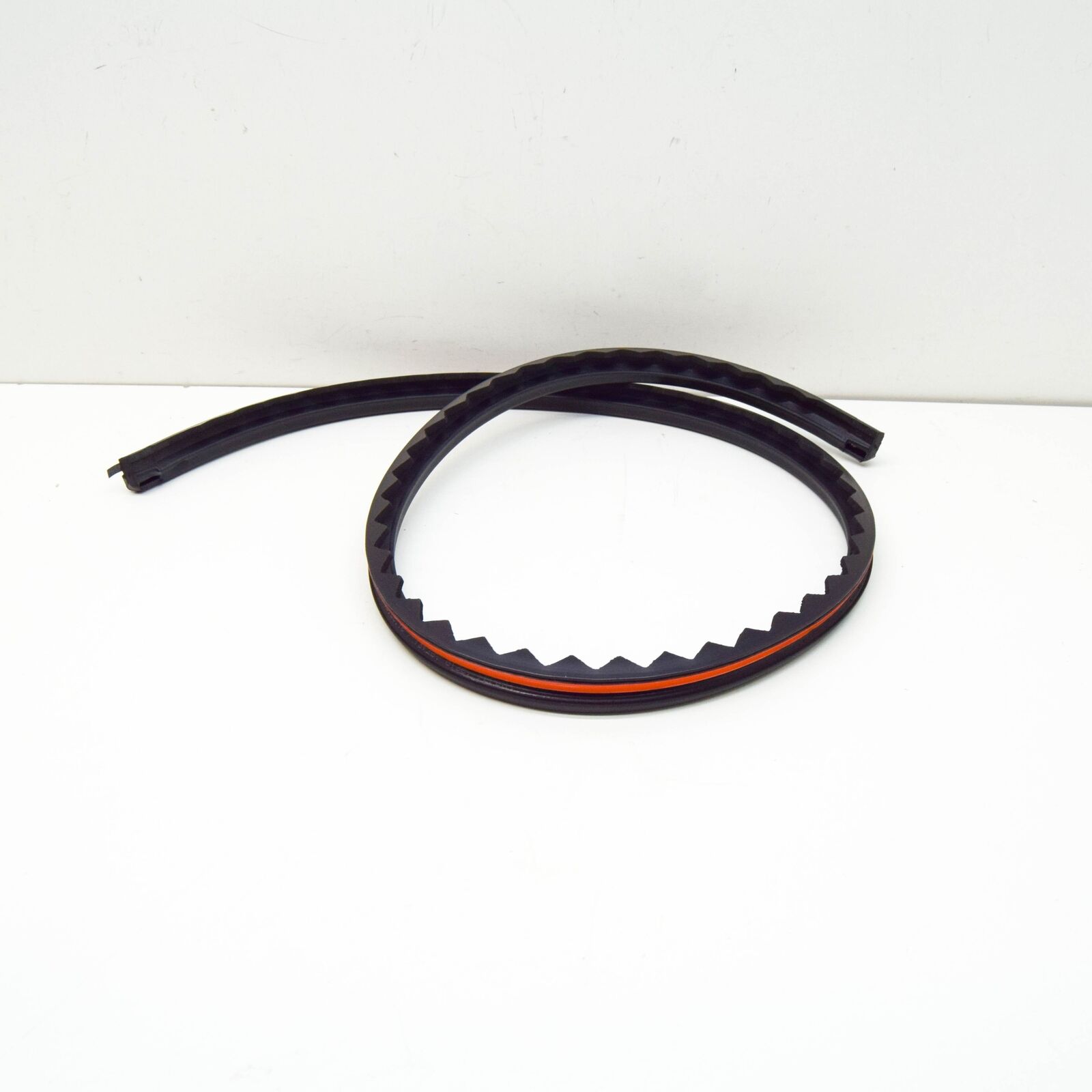 NEW AUDI A5 SPORTBACK 8T REAR SUNROOF SEAL 8T0877913 ORIGINAL 6 NEW AUDI A5 SPORTBACK 8T REAR SUNROOF SEAL 8T0877913 ORIGINAL - Image 6