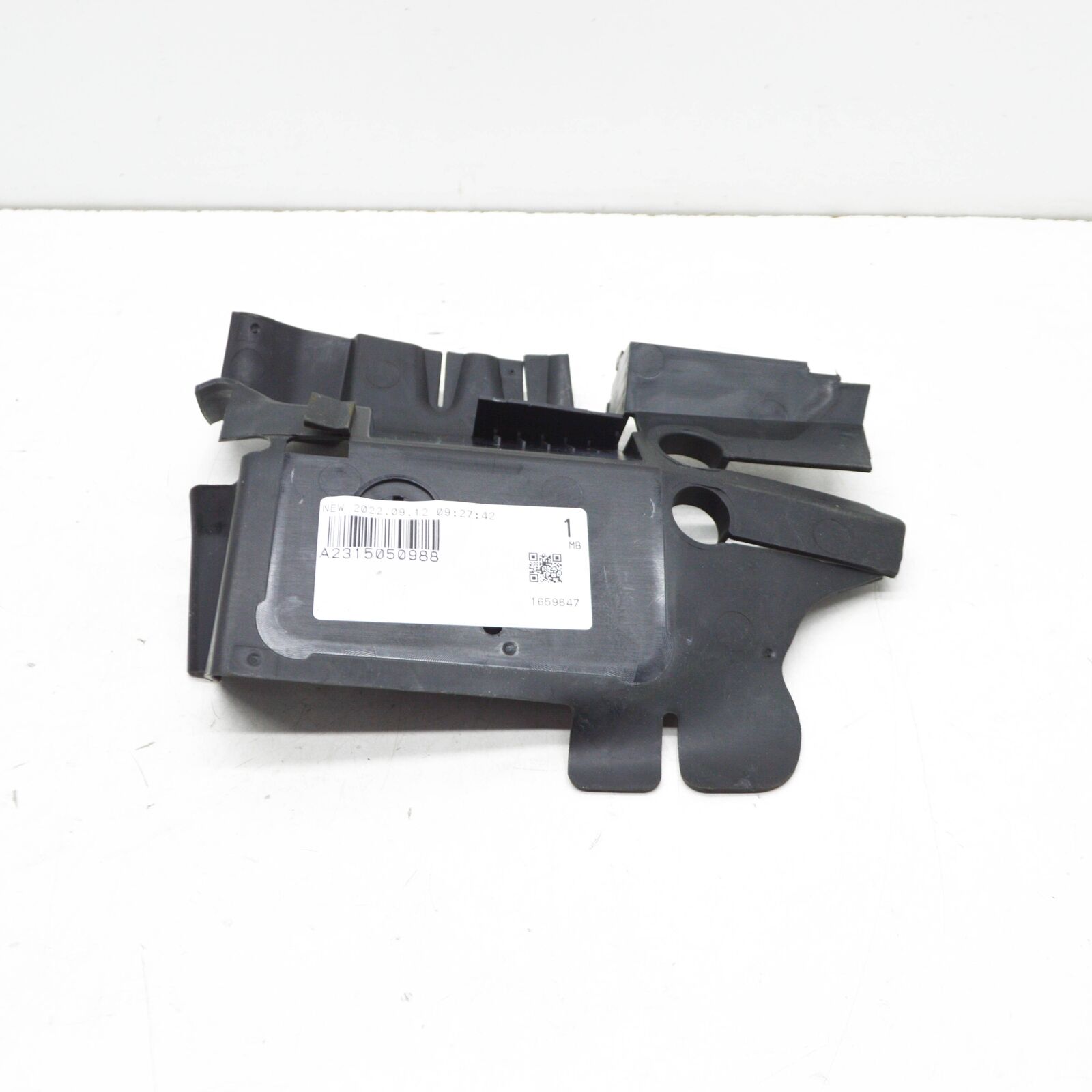 NEW MERCEDES-BENZ SL R231 RADIATOR AIR DUCT A2315050988 ORIGINAL 6 NEW MERCEDES-BENZ SL R231 RADIATOR AIR DUCT A2315050988 ORIGINAL - Image 6