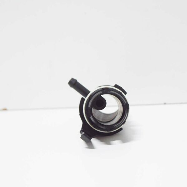 NEW BMW 3 E36 INTAKE MANIFOLD CONNECTOR WITH O-RING 11611738629 ORIGINAL - Image 6