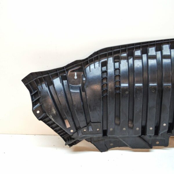 NEW MB C W205 FRONT BONNET UNDER TRAY SPLASH SHIELD A2055200100 ORIGINAL - Image 6