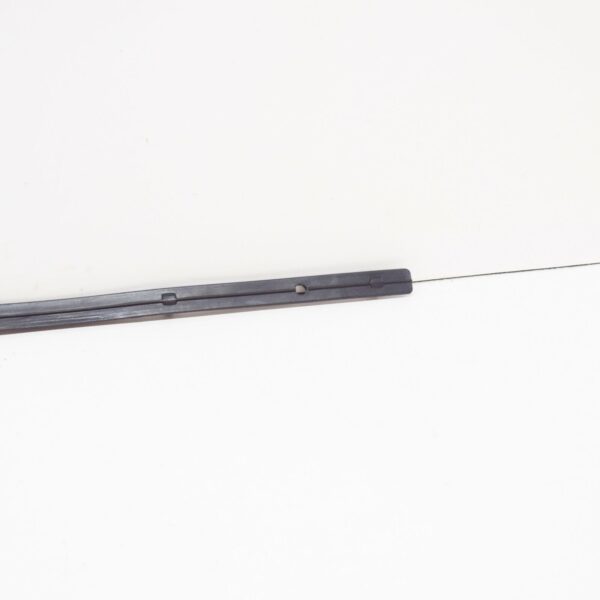 NEW MERCEDES-BENZ C W203 FRONT LEFT DOOR RAIL A2037270735 ORIGINAL - Image 6