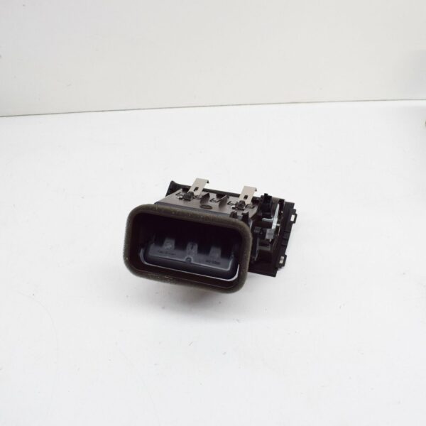 NEW MERCEDES-BENZ C W204 DASHBOARD LEFT AIR VENT NOZZLE A20483007548490 ORIGINAL - Image 6