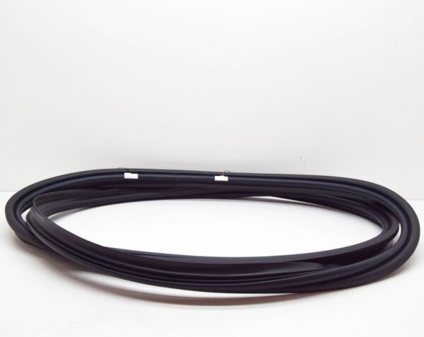 NEW MERCEDES-BENZ GLA H247 BOOTLID WEATHER STRIP SEAL A2477406400 ORIGINAL - Image 6