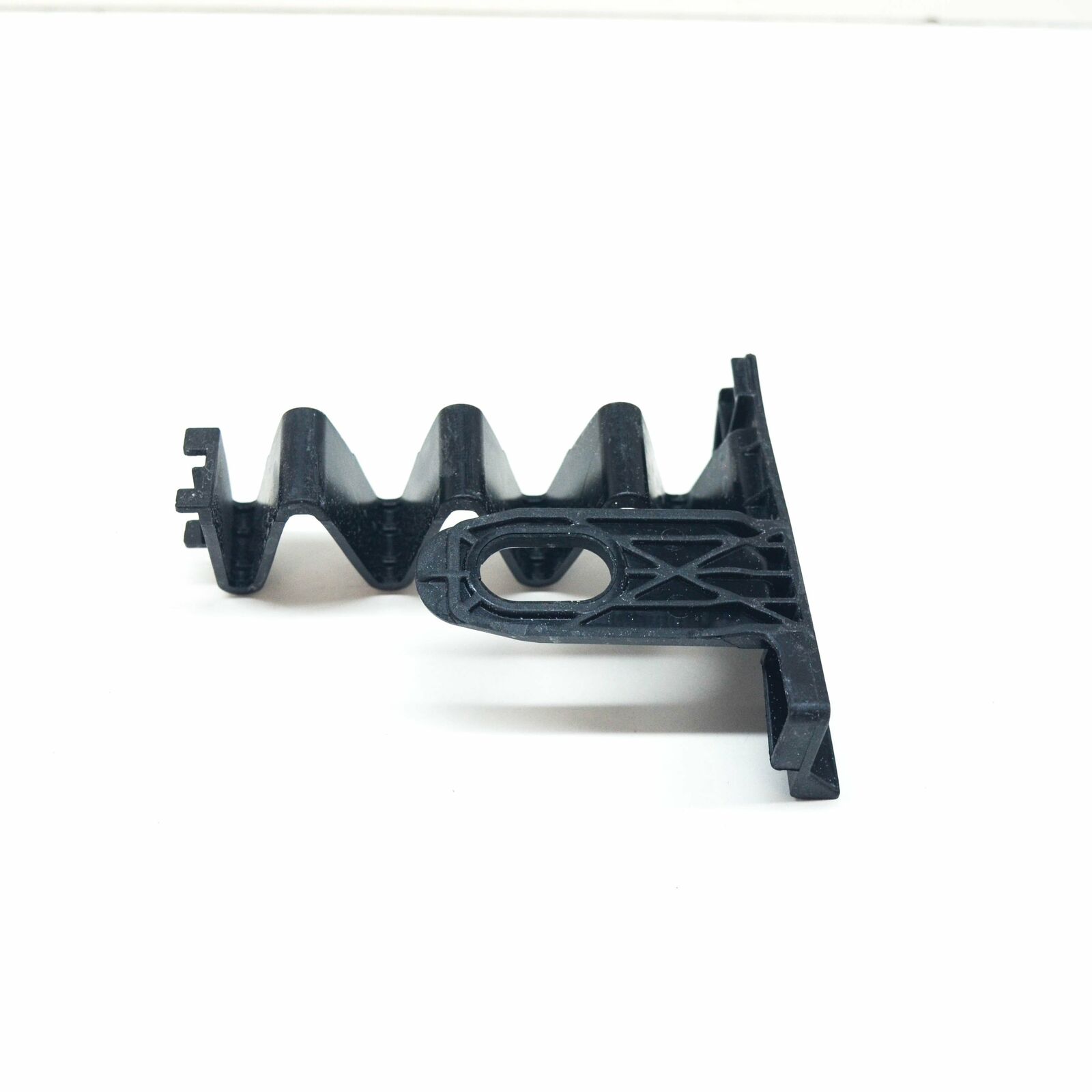 NEW AUDI A4 B9 FRONT LEFT FENDER HOLDER SUPPORT 8W0807333C ORIGINAL 6 NEW AUDI A4 B9 FRONT LEFT FENDER HOLDER SUPPORT 8W0807333C ORIGINAL - Image 6