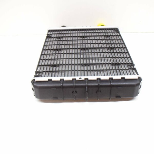 NEW MERCEDES-BENZ E W213 AMG AUXILIARY COOLANT RADIATOR A0995005800 - Image 6
