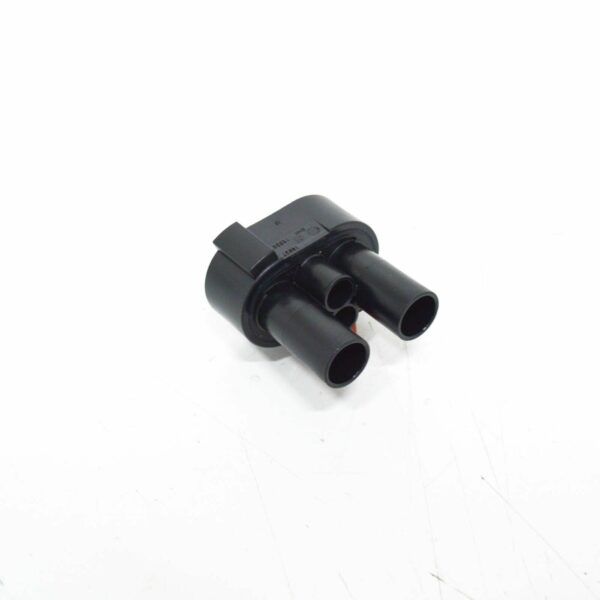 NEW AUDI Q3 F3 4 PIN FLAT CONTACT HOUSING 1K0906234B ORIGINAL - Image 6