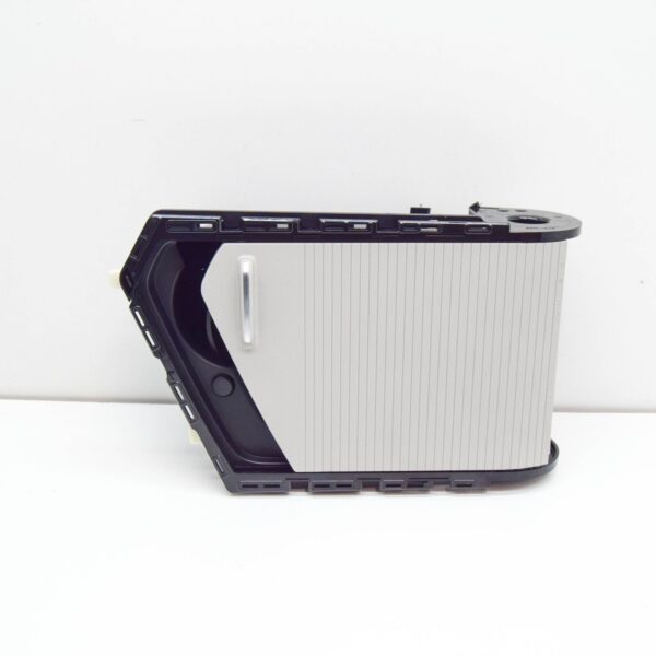 NEW VOLKSWAGEN TIGUAN AD MK2 CENTER CONSOLE CUP HOLDER LHD 5NB862531AIPO - Image 6