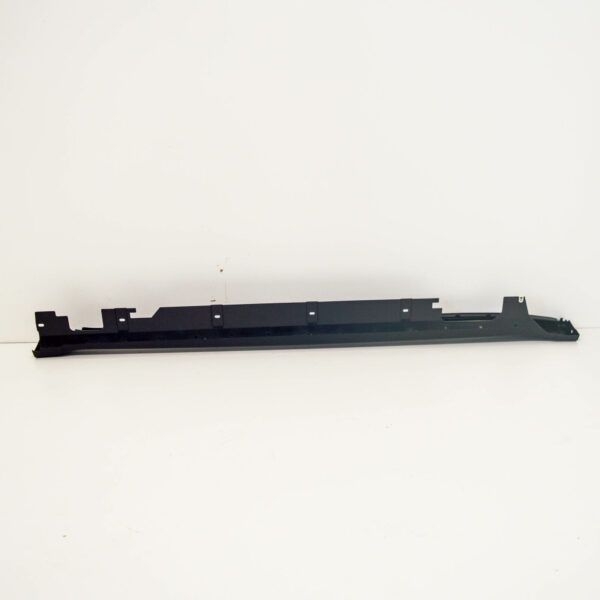 NEW BMW X1 F48 RIGHT SIDE PLASTIC SKIRT TRIM 51777332328 ORIGINAL - Image 6