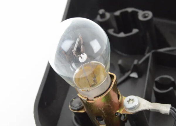 NEW BMW 3 COMPACT E36 LEFT TAIL LIGHT BULB CARRIER 63212695119 2695119 ORIGINAL - Image 6