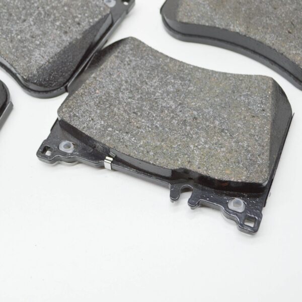 NEW MERCEDES-BENZ S W222 FRONT WHEEL BRAKE PAD SET A0004201006 ORIGINAL - Image 6