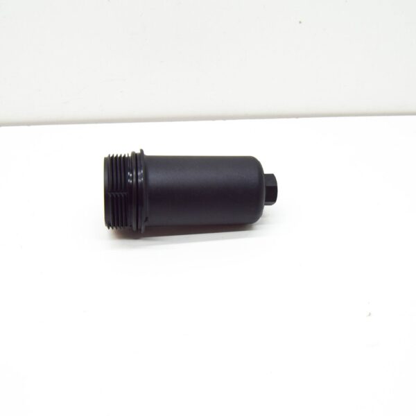 NEW SKODA SUPERB MK3 OIL FILTER COVER 05L115433A ORIGINAL - Image 6