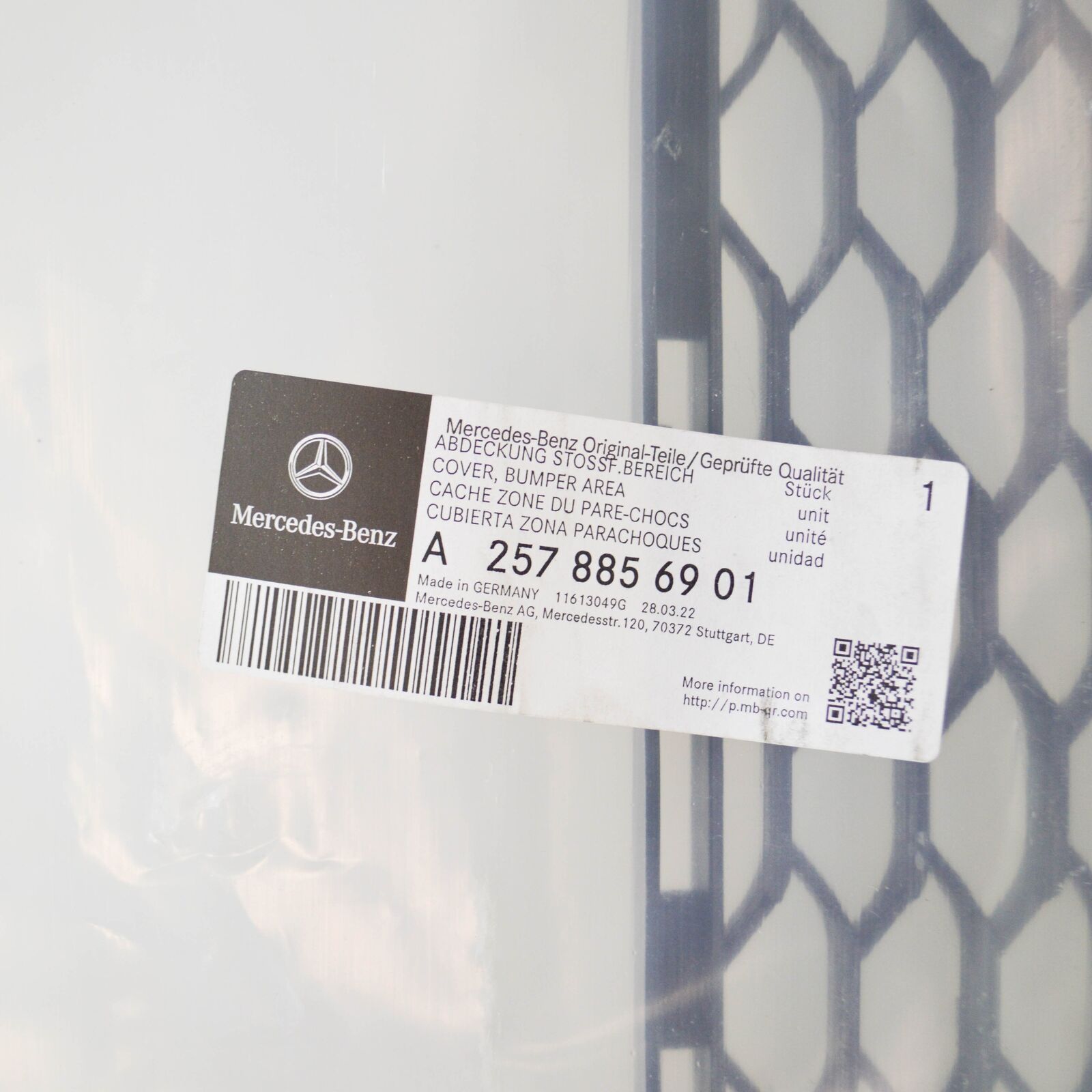 NEW MERCEDES-BENZ CLS C257 FRONT LOWER BUMPER GRILLE A2578856901 ORIGINAL 6 NEW MERCEDES-BENZ CLS C257 FRONT LOWER BUMPER GRILLE A2578856901 ORIGINAL - Image 6