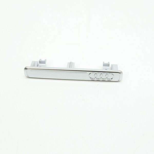 NEW AUDI A3 8V INTERIOR GLOVE BOX AUDI RINGE BADGE TRIM 8V0853191F3Q7 ORIGINAL - Image 6