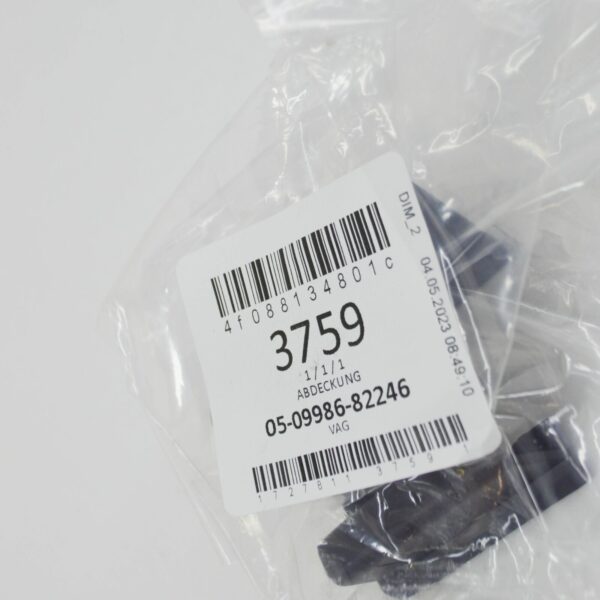 NEW AUDI A3 8V FRONT RIGHT SEAT GUIDE RAIL COVER 4F088134801C ORIGINAL - Image 6