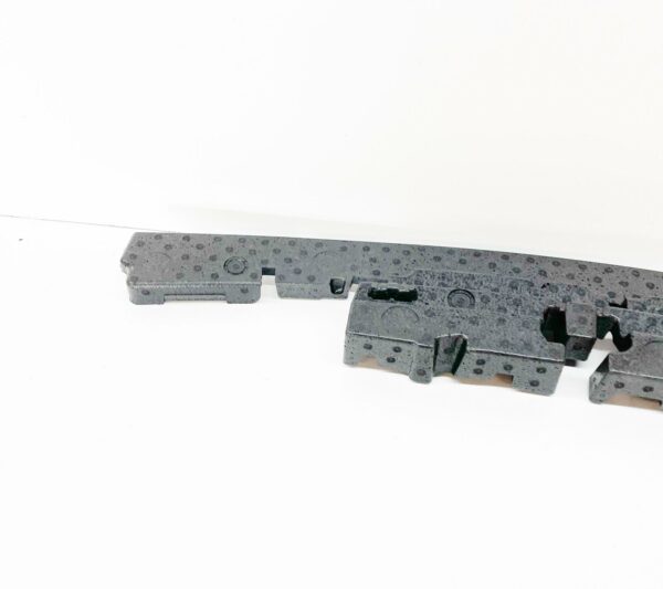 NEW AUDI E-TRON GT FRONT BUMPER FOAM STRIP 4J3807550A ORIGINAL - Image 6