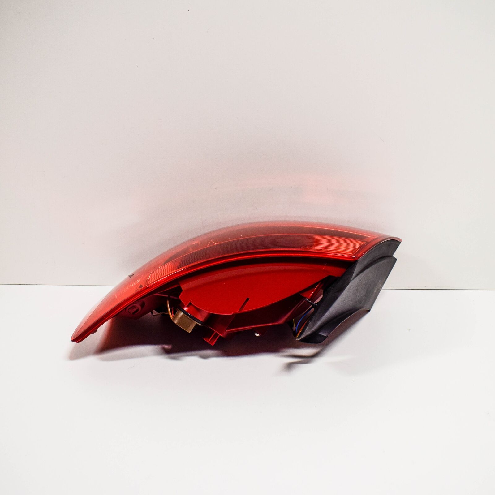 NEW AUDI A4 RS4 B7 CONVERTIBLE REAR RIGHT TAILLIGHT 8H0945096C LHD ORIGINAL 6 NEW AUDI A4 RS4 B7 CONVERTIBLE REAR RIGHT TAILLIGHT 8H0945096C LHD ORIGINAL - Image 6