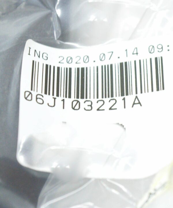 NEW AUDI A4 8K B8 CRANKCASE BREATHER PIPE HOSE 06J103221A - Image 8