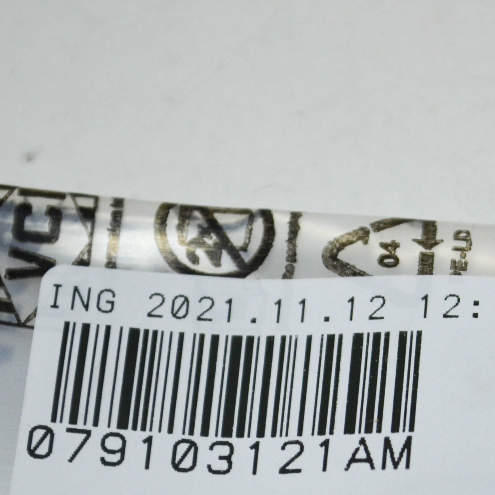 NEW AUDI A5 8T ENGINE OIL PAN SUMP GASKET 079103121AM ORIGINAL 6 NEW AUDI A5 8T ENGINE OIL PAN SUMP GASKET 079103121AM ORIGINAL - Image 6