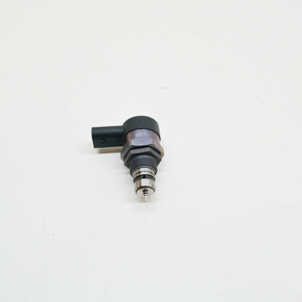 NEW AUDI Q7 4L FUEL RAIL PRESSURE RELIEF VALVE 057130764F ORIGINAL - Image 6