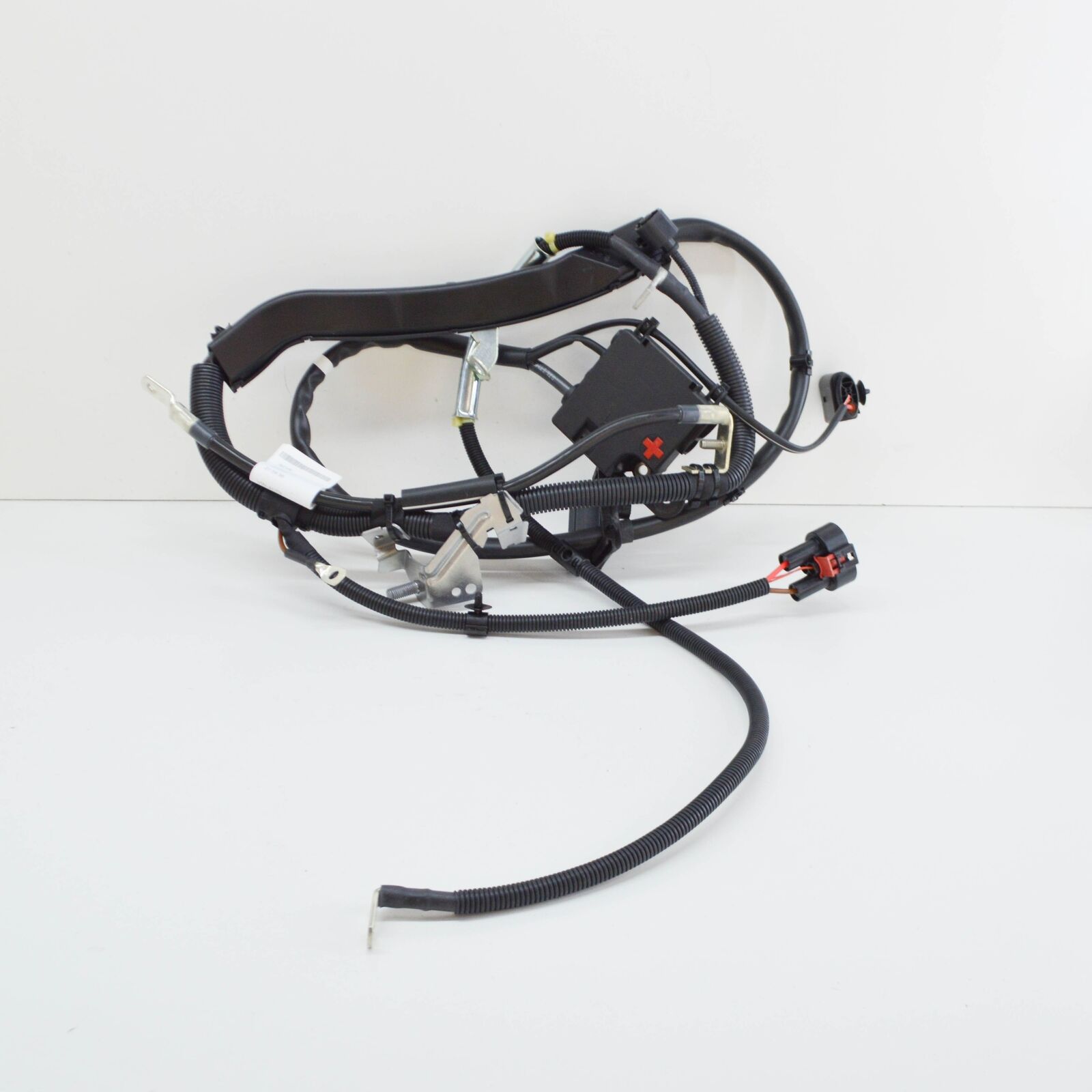 NEW AUDI A4 B8 STARTER AND ALTERNATOR WIRING SET 8K0971228 ORIGINAL 6 NEW AUDI A4 B8 STARTER AND ALTERNATOR WIRING SET 8K0971228 ORIGINAL - Image 6