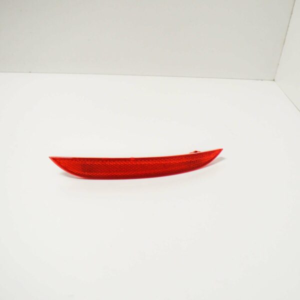 NEW VOLKSWAGEN GOLF PLUS REAR BUMPER RIGHT REFLECTOR 5M0945106G 2007 - Image 8
