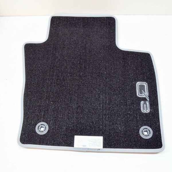 NEW AUDI Q3 8U FRONT AND REAR FLOOR MAT SET LHD 8U1061270MNO - Image 8