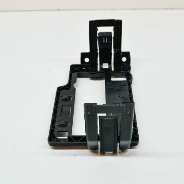 NEW VOLKSWAGEN CA1 ATLAS ENGINE BAY FUSE BOX RETAINER 2Q0915345A ORIGINAL - Image 6