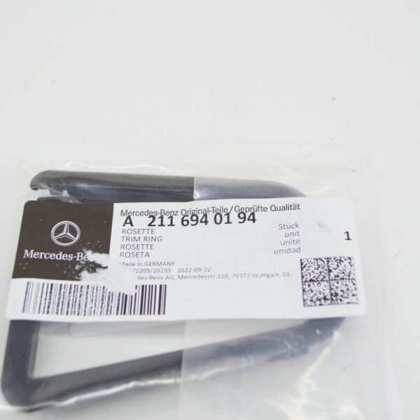 NEW MB E W211 LUGGAGE SIDE PANELLING LEFT TRIM RING A2116940194 ORIGINAL - Image 6