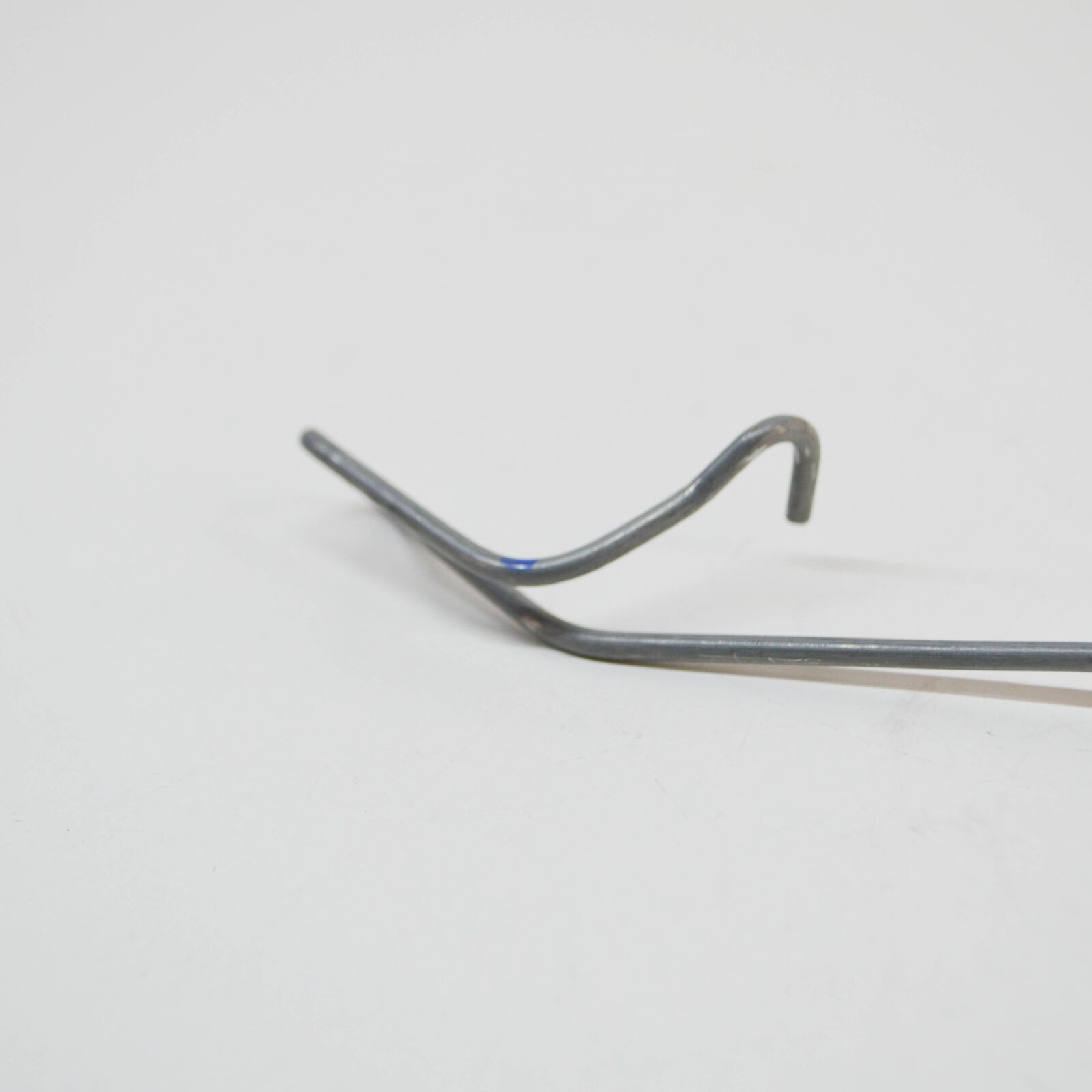 NEW AUDI Q3 8U FRONT BRAKE CALIPER RETAINING SPRING 5N0615269 ORIGINAL 6 NEW AUDI Q3 8U FRONT BRAKE CALIPER RETAINING SPRING 5N0615269 ORIGINAL - Image 6