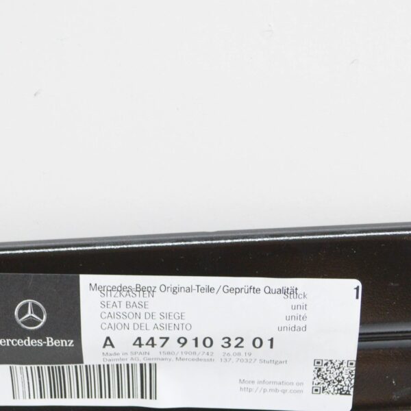 NEW MERCEDES-BENZ VITO W447 CENTER SEAT BASE A4479103201 ORIGINAL - Image 6