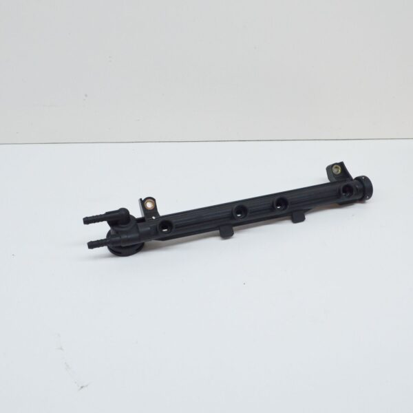 NEW VOLKSWAGEN BEETLE 9C FUEL RAIL 06A133317R - Image 6