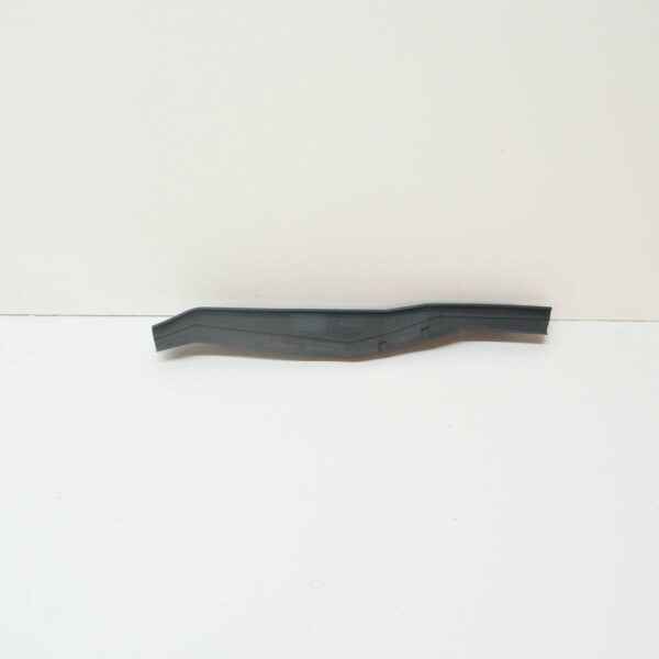 NEW MERCEDES-BENZ C W202 FRONT LEFT ENGINE HOOD BRACKET SEAL A2028870198 - Image 6