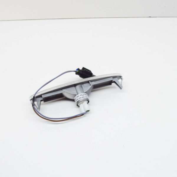 NEW MERCEDES-BENZ SLR R199 FRONT RIGHT SIDE MARKER LAMP A1998200856 - Image 6