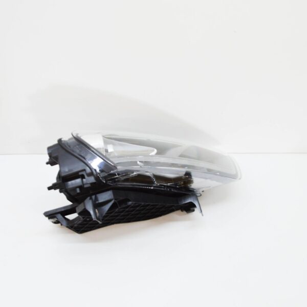 NEW AUDI Q3 8U FRONT RIGHT HEADLIGHT LHD 8U0941004M ORIGINAL - Image 6
