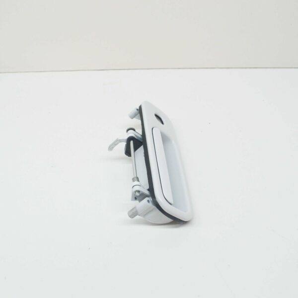 NEW VOLKSWAGEN TRANSPORTER T5 REAR LID PRIMED HANDLE 7H0827561AGRU - Image 8