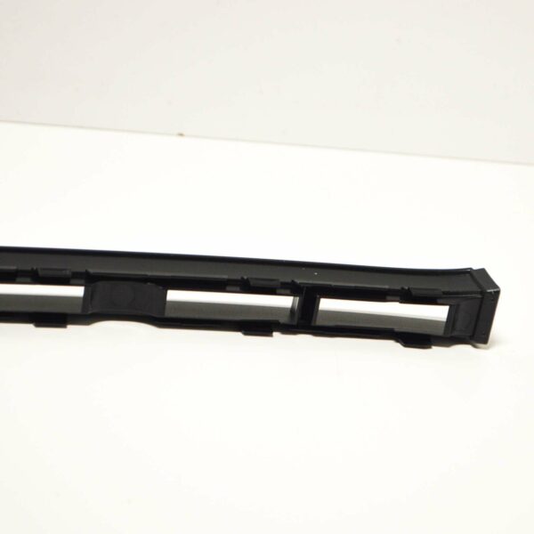 NEW AUDI TT 8J FRONT BUMPER LOWER CENTER GRILLE 8J0807697F - Image 8