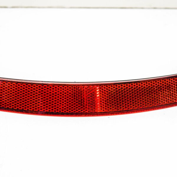 NEW AUDI A3 8V REAR BUMPER LEFT REFLECTOR 8V5945105A - Image 8