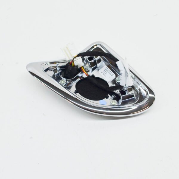 NEW MB GLE W167 FRONT RIGHT DOOR MIRROR TRIANGLE COVER A16772024057F24 - Image 6
