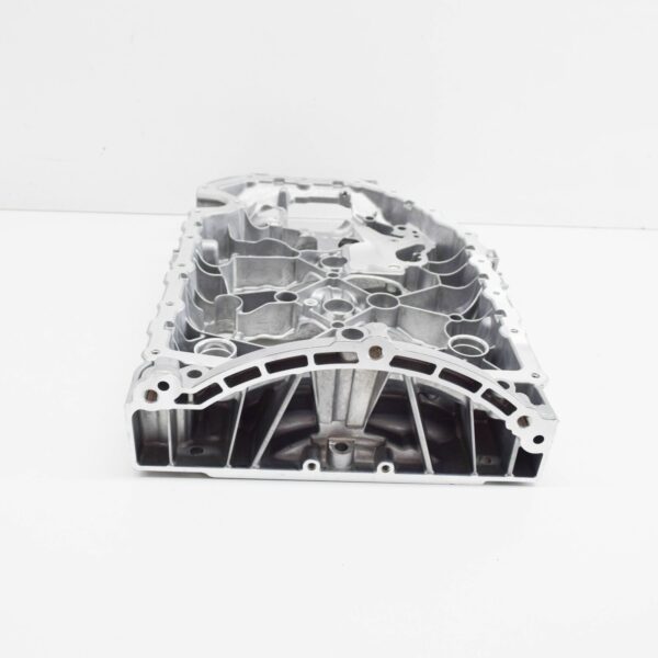 NEW VW GOLF R MK7 ENGINE UPPER OIL PAN 06K103603BL ORIGINAL - Image 6