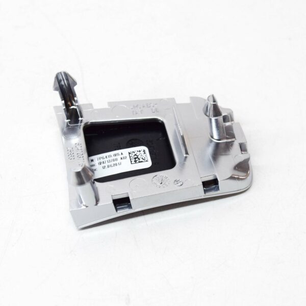 NEW VW TOUAREG 7P STEERING WHEEL LOWER BADGE "R" 7P6419685AP0P 2012 12094880 - Image 7
