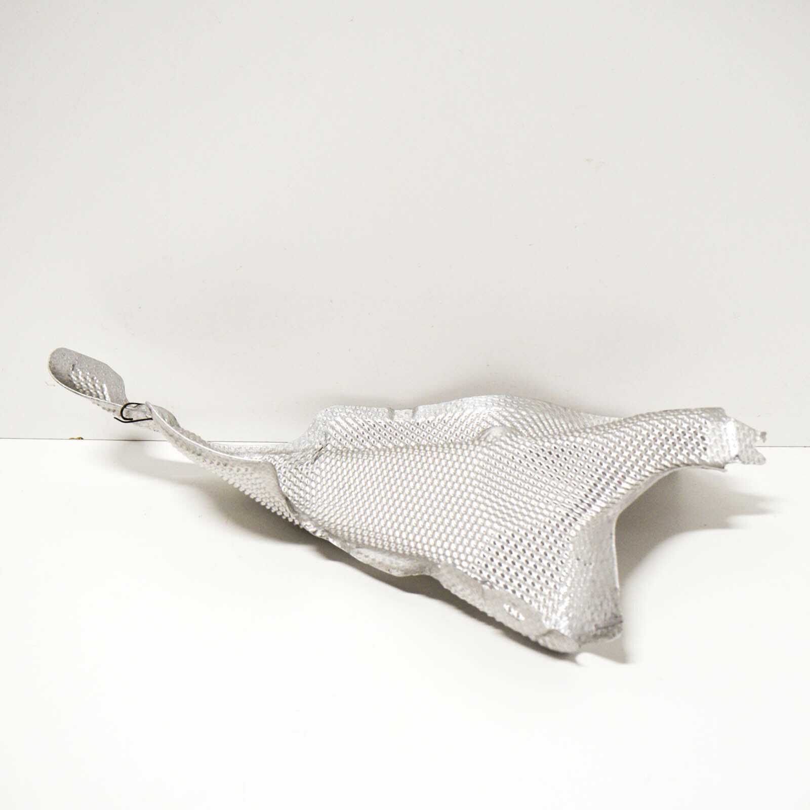 NEW AUDI A4 B9 FRONT LEFT CV JOINT HEAT SPLASH SHIELD 8W0399299F ORIGINAL 6 NEW AUDI A4 B9 FRONT LEFT CV JOINT HEAT SPLASH SHIELD 8W0399299F ORIGINAL - Image 6