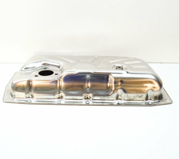 NEW AUDI Q8 ENGINE OIL SUMP PAN LOWER PART 06M103602P ORIGINAL - Image 6