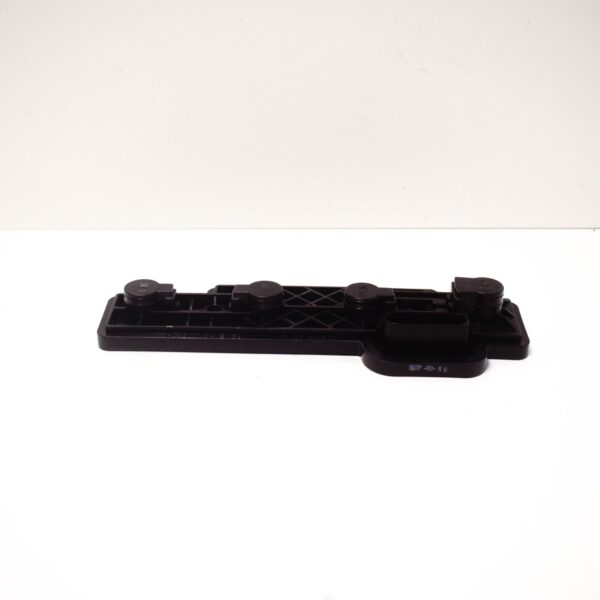 NEW VOLKSWAGEN CADDY MK3 2K REAR LEFT TAIL LIGHT BULB BRACKET 2K5945257A - Image 6