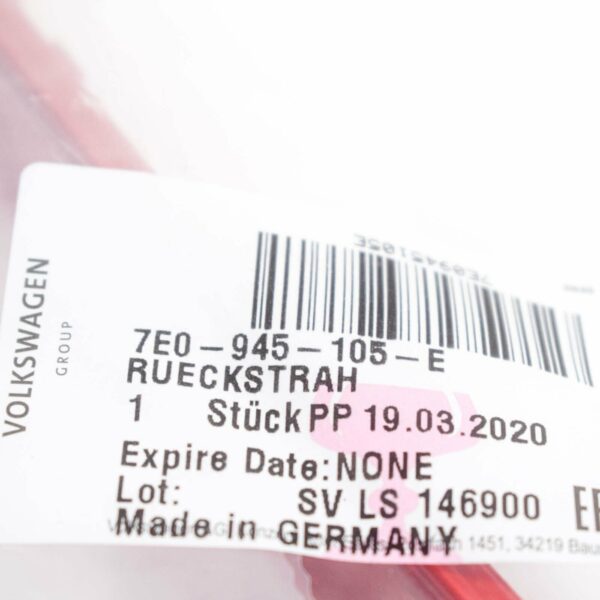 NEW VOLKSWAGEN TRANSPORTER T6 REAR LEFT LIGHT REFLECTOR 7E0945105E - Image 8