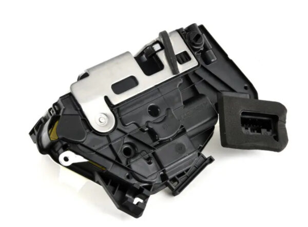 NEW VOLKSWAGEN GOLF 5G MK7 REAR LEFT DOOR LOCK 5K4839015AG ORIGINAL - Image 6