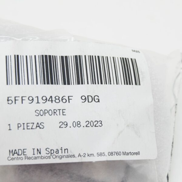 NEW CUPRA FORMENTOR REAR LEFT PARK SENSOR BRACKET 5FF919486F9DG ORIGINAL - Image 6