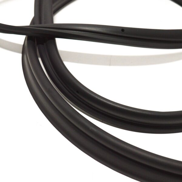 NEW MERCEDES-BENZ 190 W201 FRONT LEFT DOOR WEATHERSTRIP A2017200578 - Image 6