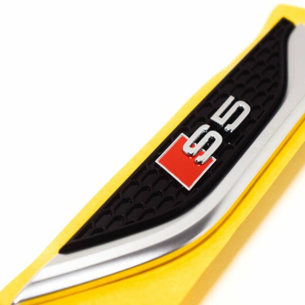 NEW AUDI S5 8W6 FRONT LEFT FENDER WING S-LINE TRIM LOGO 8W6853601CPUZ - Image 8