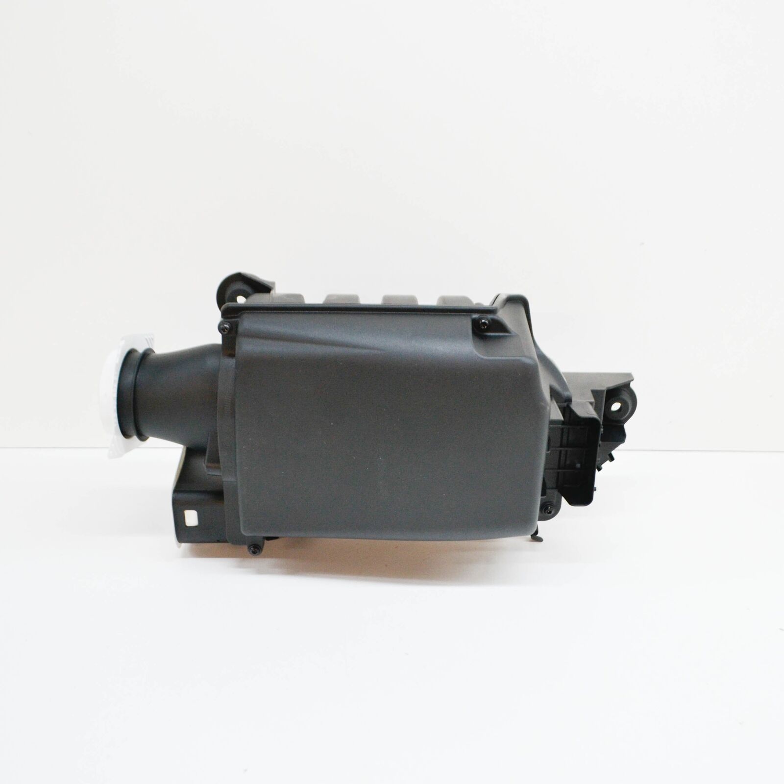 NEW MERCEDES-BENZ C-CLASS W205 AIR FILTER BOX A2740900001 6 NEW MERCEDES-BENZ C-CLASS W205 AIR FILTER BOX A2740900001 - Image 6