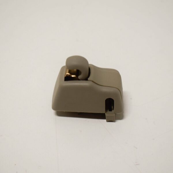 NEW AUDI Q7 4L LIGHT GREY RETAINER FOR SUN VISOR RIGHT SIDE 4L0859562J50 - Image 7